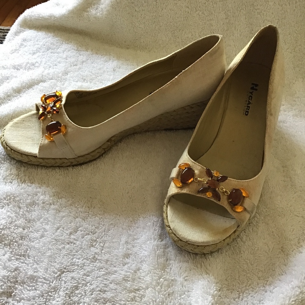 Nygard wedge embellished shoes